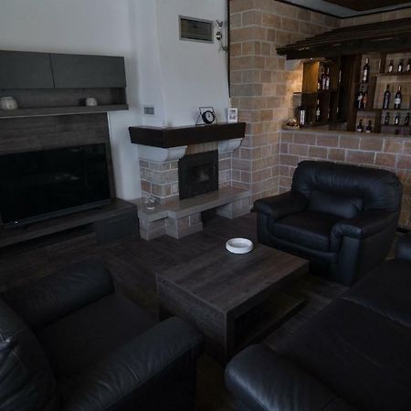 Apartments Ivana Postira Bagian luar foto